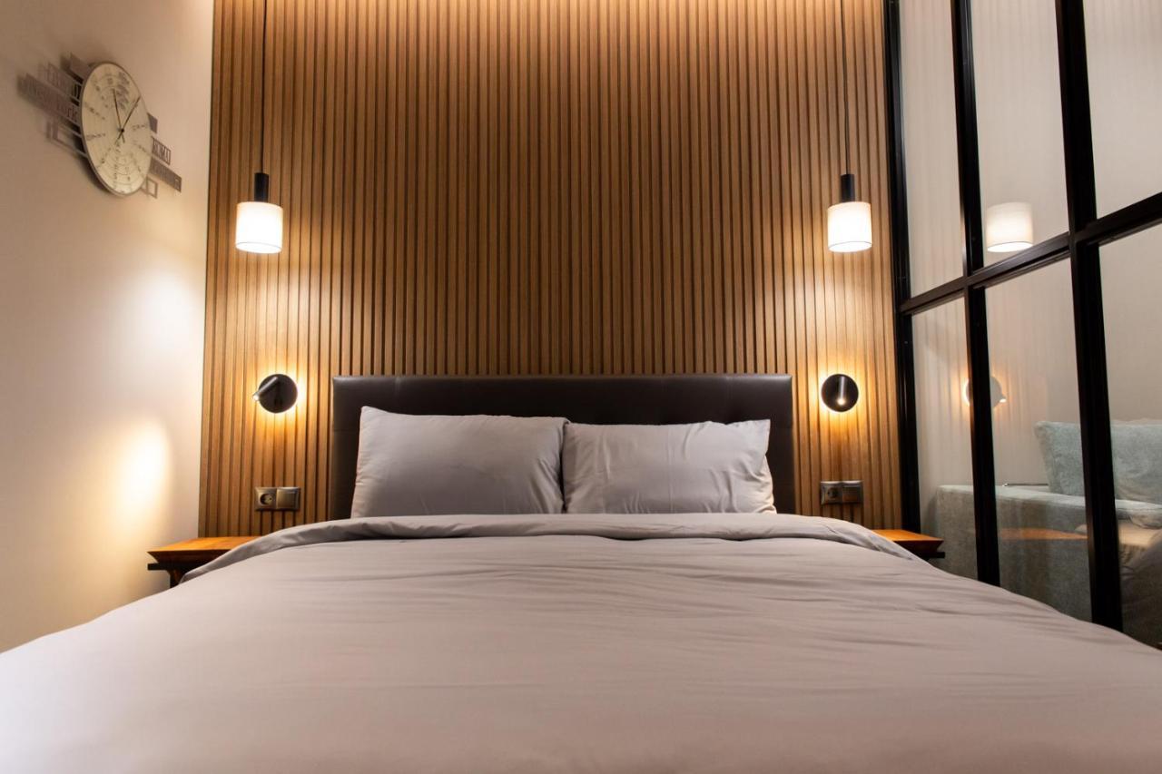 Modern Studio 2 In Veria Center, Near Elia Square المظهر الخارجي الصورة